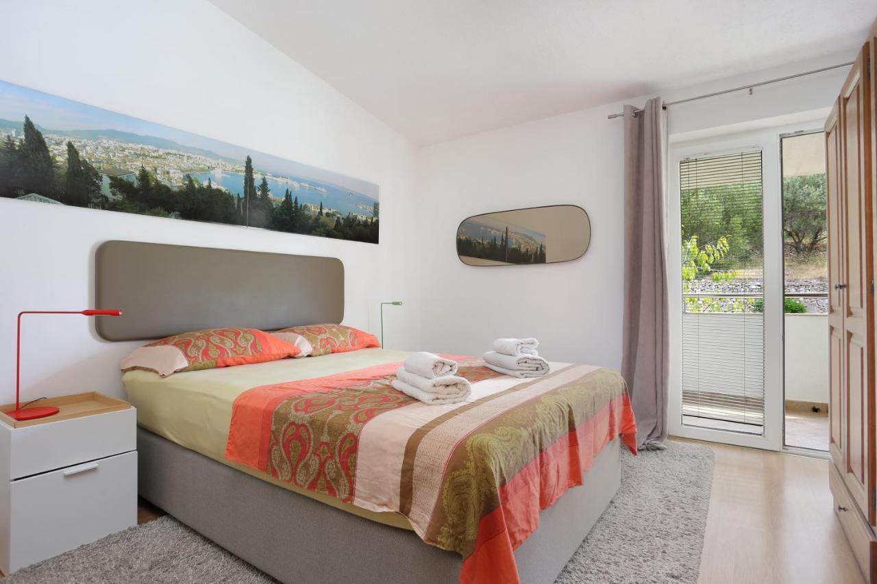 Apartments With A Parking Space Sumpetar, Omis - 11798 Jesenice  Extérieur photo